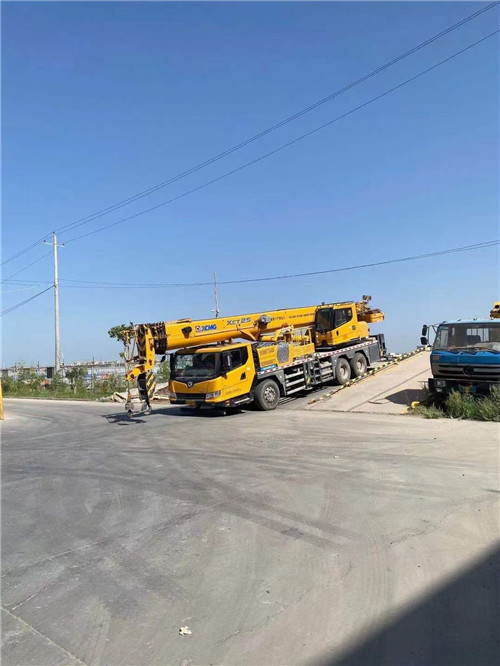 乐陵市吊车作业时，可能会产生哪些额外收费项目？