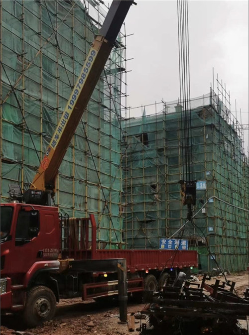 乐陵市“慢工细活”—— 吊车的 “微动控制” 技术